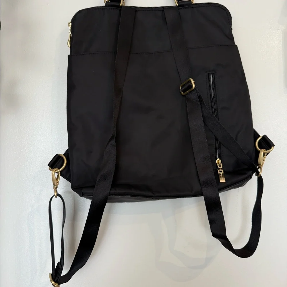 Baggallini Jessica Unisex Water Resistant Convertible Backpack RFID Anti Theft